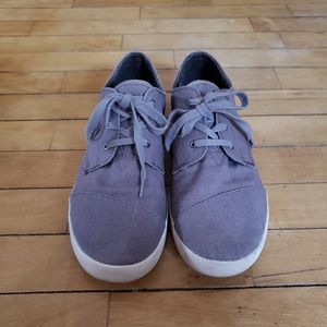 Grey Size 10 Laced Toms